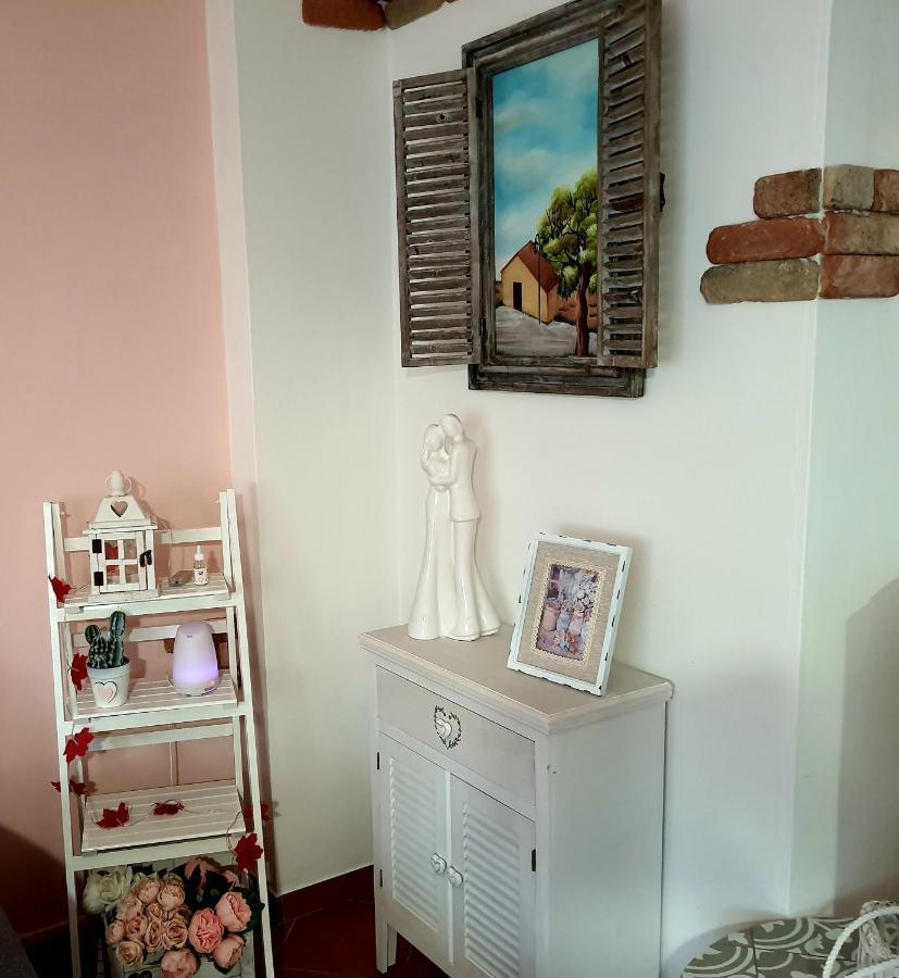 Shabby Chic Rooms Con Cucina E Giardino Privato Pomarico Exteriör bild