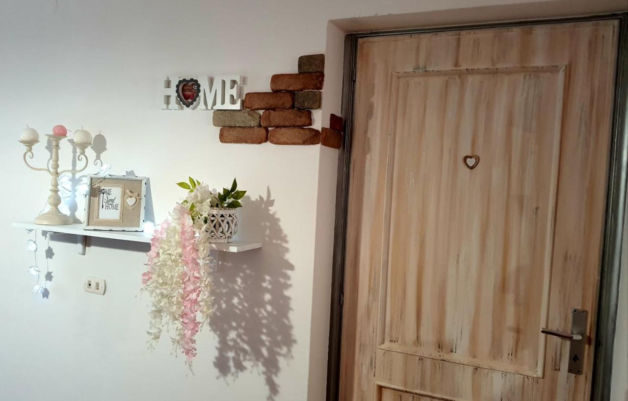 Shabby Chic Rooms Con Cucina E Giardino Privato Pomarico Exteriör bild