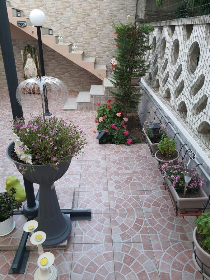 Shabby Chic Rooms Con Cucina E Giardino Privato Pomarico Exteriör bild