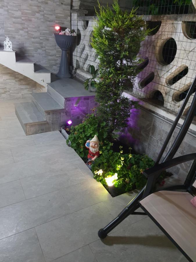 Shabby Chic Rooms Con Cucina E Giardino Privato Pomarico Exteriör bild